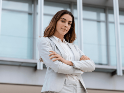 Business professional in a suit, representing effective strategies to build business credit and financial growth.